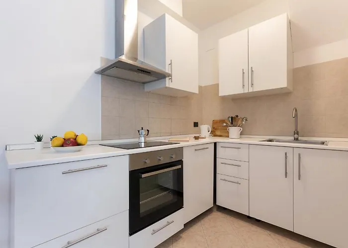 Guesthost - The Door - Ospedale Maggiore بولونيا