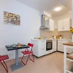 Guesthost - The Door - Ospedale Maggiore * Μπολόνια